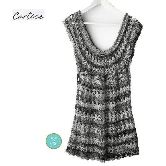 CARTISE Gray & White Crochet Dress, Top or Bathing Suit Coverup - Size Large - Picture 2 of 7